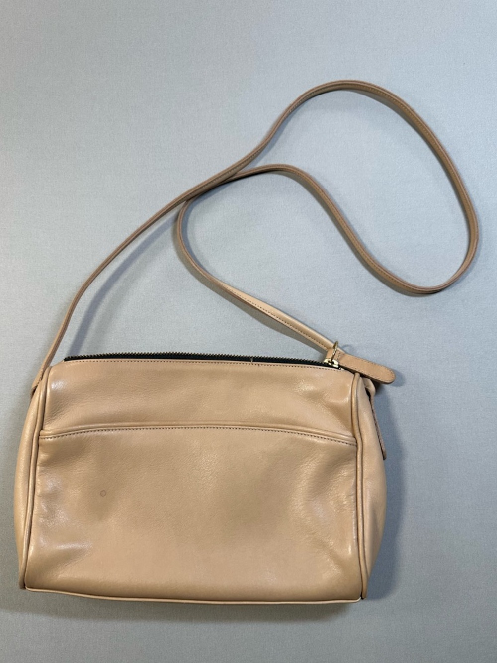 VINTAGE Coach 80s/90s Crossbody Leather Slim Zip Bag/Purse, Taupe/Tan